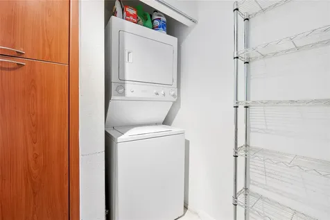 625 Casa Loma Boulevard Boynton Beach FL 33435