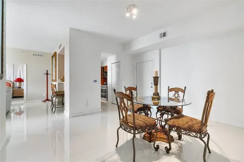 625 Casa Loma Boulevard Boynton Beach FL 33435