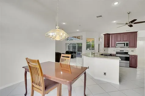 5743 NW 100th Way Coral Springs FL 33076