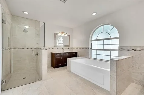 5743 NW 100th Way Coral Springs FL 33076