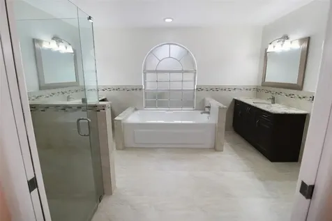 5743 NW 100th Way Coral Springs FL 33076