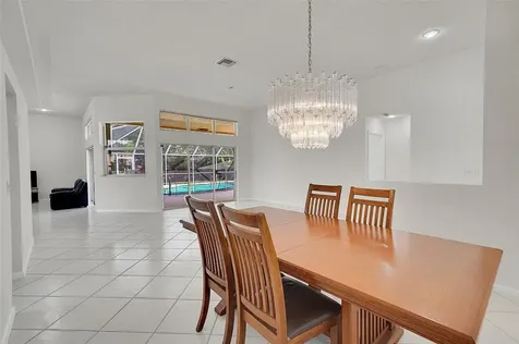5743 NW 100th Way Coral Springs FL 33076