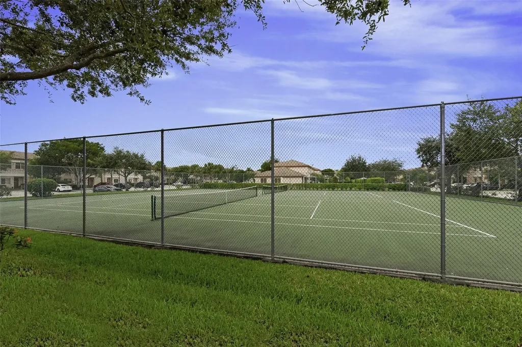 757 NW 208th Drive Pembroke Pines FL 33029