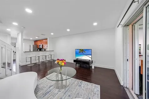 757 NW 208th Drive Pembroke Pines FL 33029