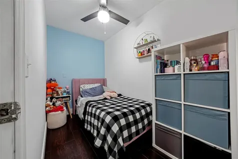 757 NW 208th Drive Pembroke Pines FL 33029