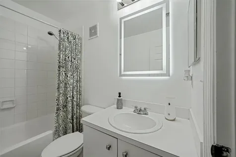 757 NW 208th Drive Pembroke Pines FL 33029