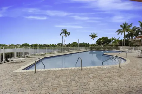 757 NW 208th Drive Pembroke Pines FL 33029