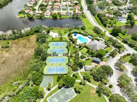 757 NW 208th Drive Pembroke Pines FL 33029