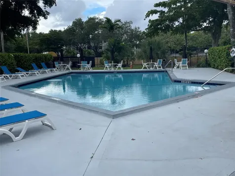 3083 N Oakland Forest Drive Oakland Park FL 33309