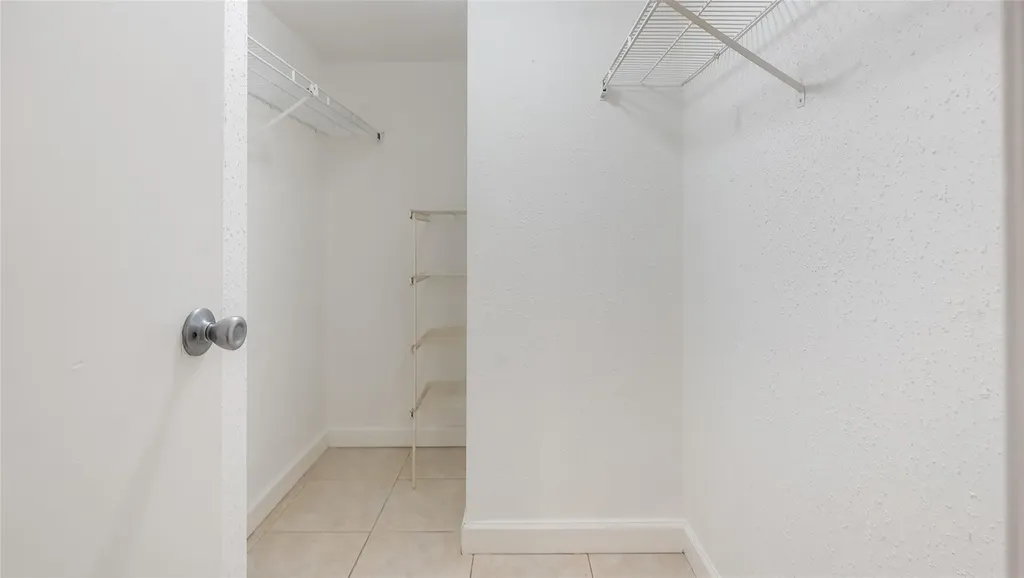 875 Riverside Drive Coral Springs FL 33071