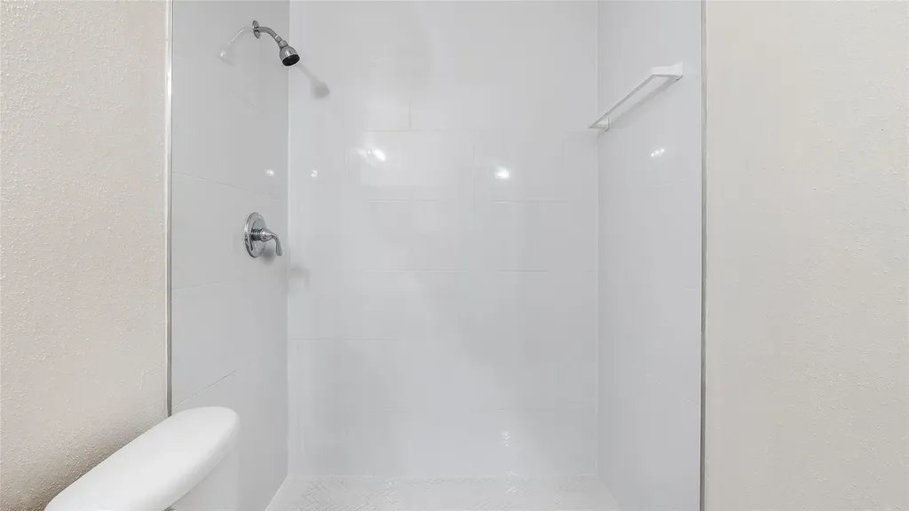 875 Riverside Drive Coral Springs FL 33071