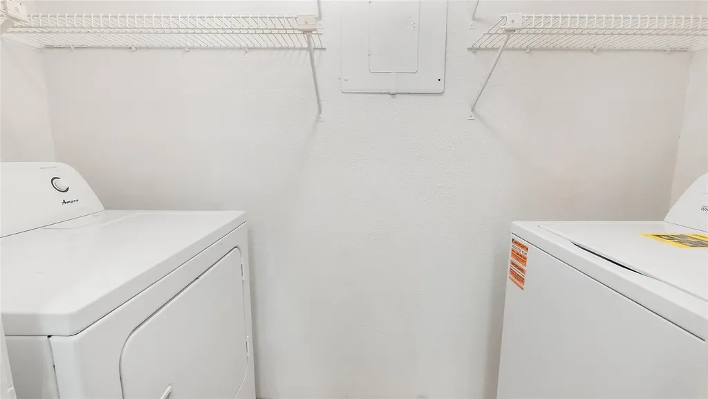 875 Riverside Drive Coral Springs FL 33071