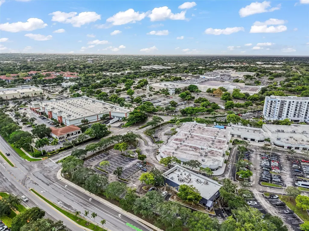 875 Riverside Drive Coral Springs FL 33071