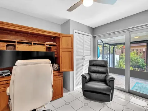 4201 NW 73rd Avenue Lauderhill FL 33319