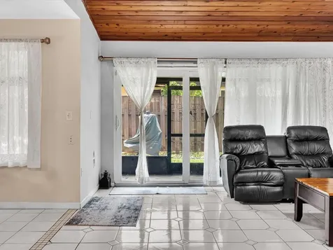 4201 NW 73rd Avenue Lauderhill FL 33319