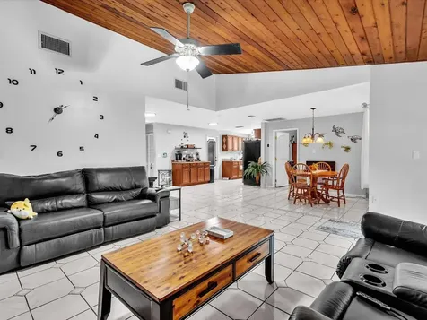 4201 NW 73rd Avenue Lauderhill FL 33319