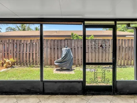 4201 NW 73rd Avenue Lauderhill FL 33319