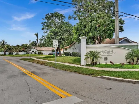 4201 NW 73rd Avenue Lauderhill FL 33319