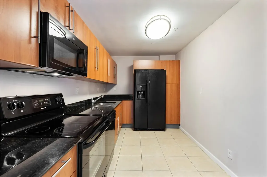 3001 S Ocean Drive Hollywood FL 33019