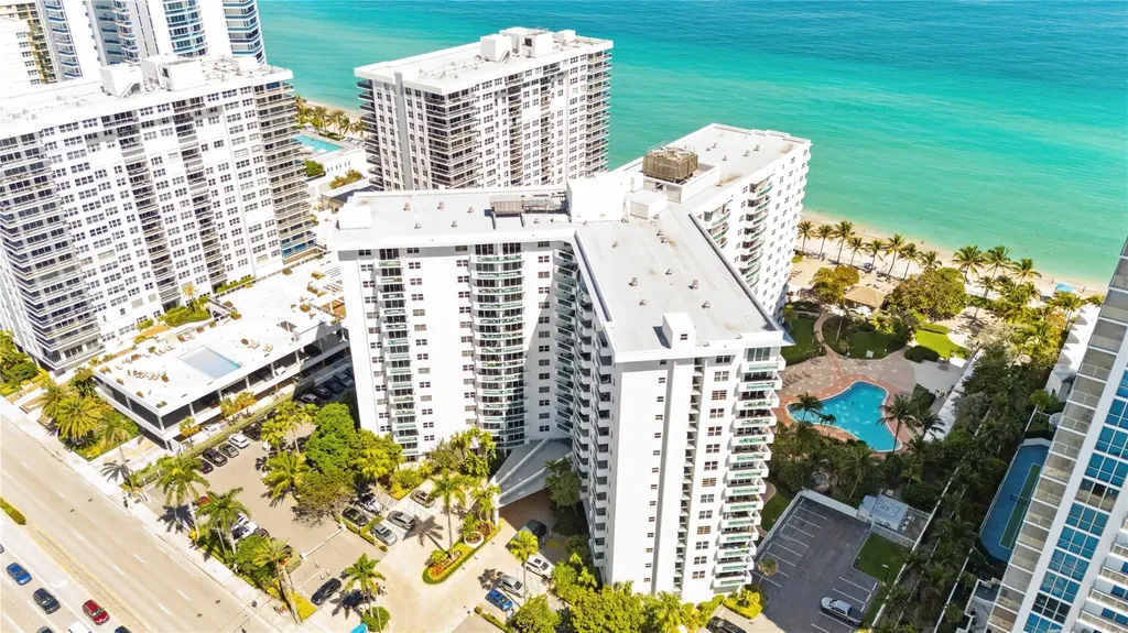 3001 S Ocean Drive Hollywood FL 33019