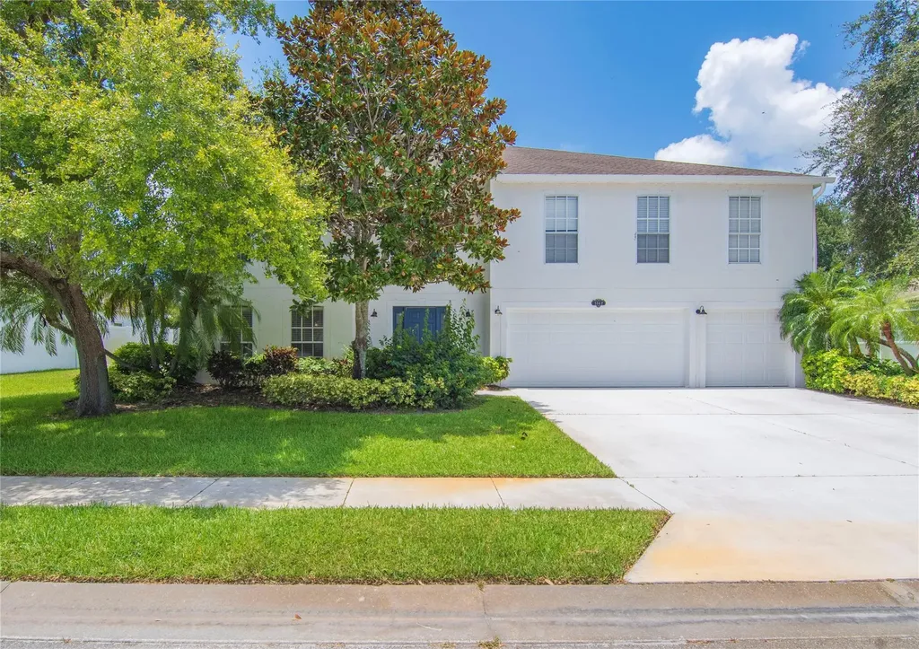 5947 Ridge Lake Circle Vero Beach FL 32967