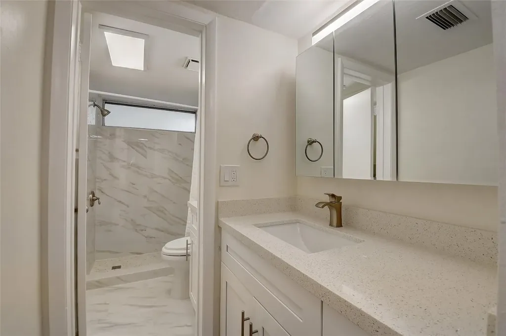 30 SE 13th Street Boca Raton FL 33432