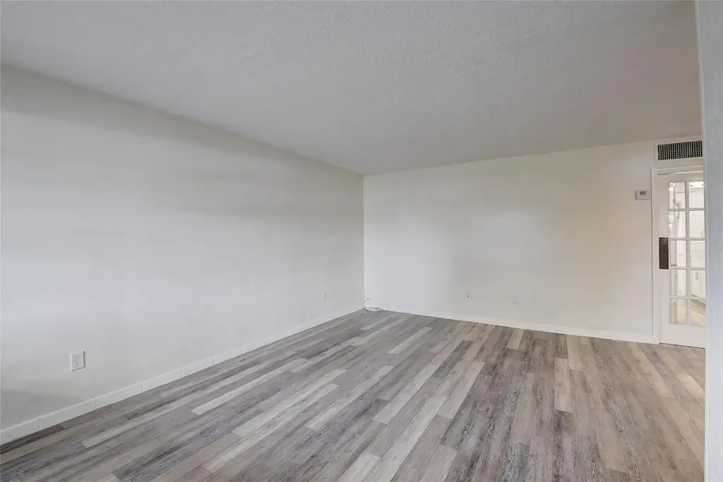 30 SE 13th Street Boca Raton FL 33432