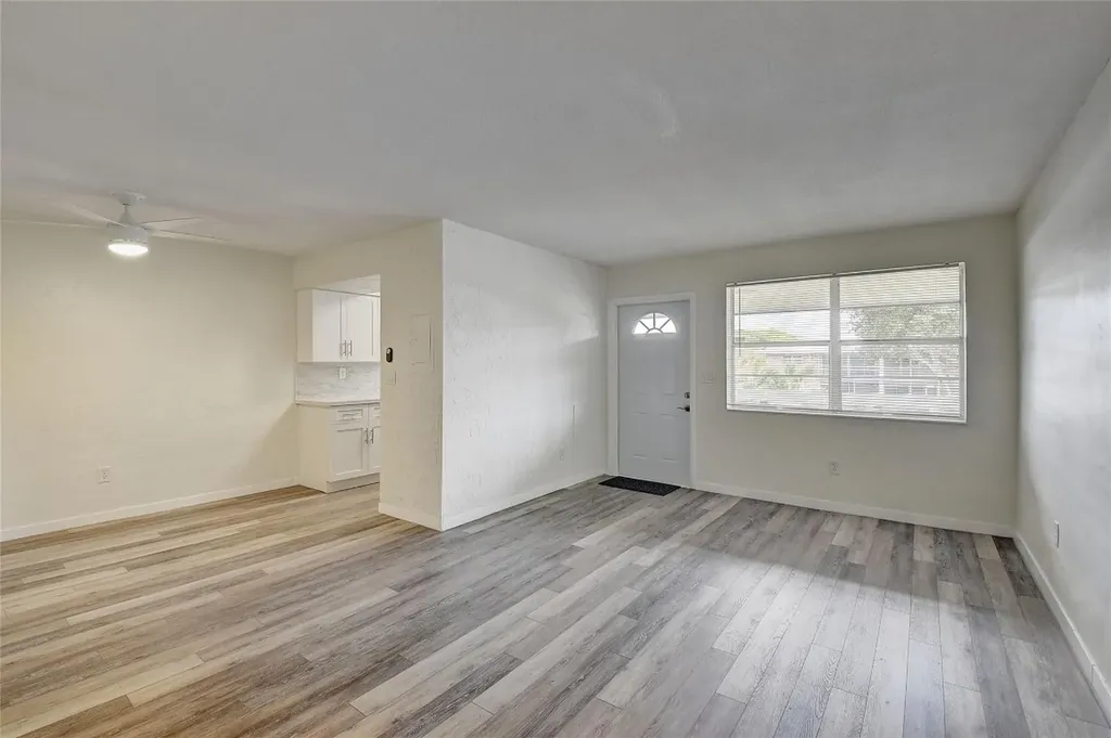30 SE 13th Street Boca Raton FL 33432