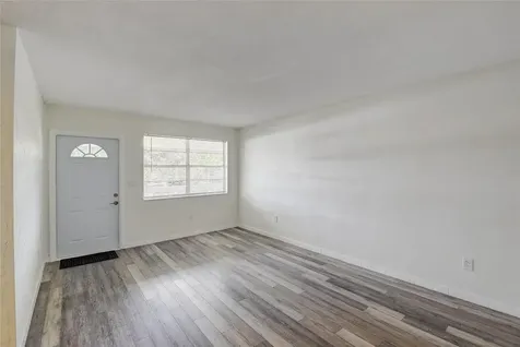 30 SE 13th Street Boca Raton FL 33432