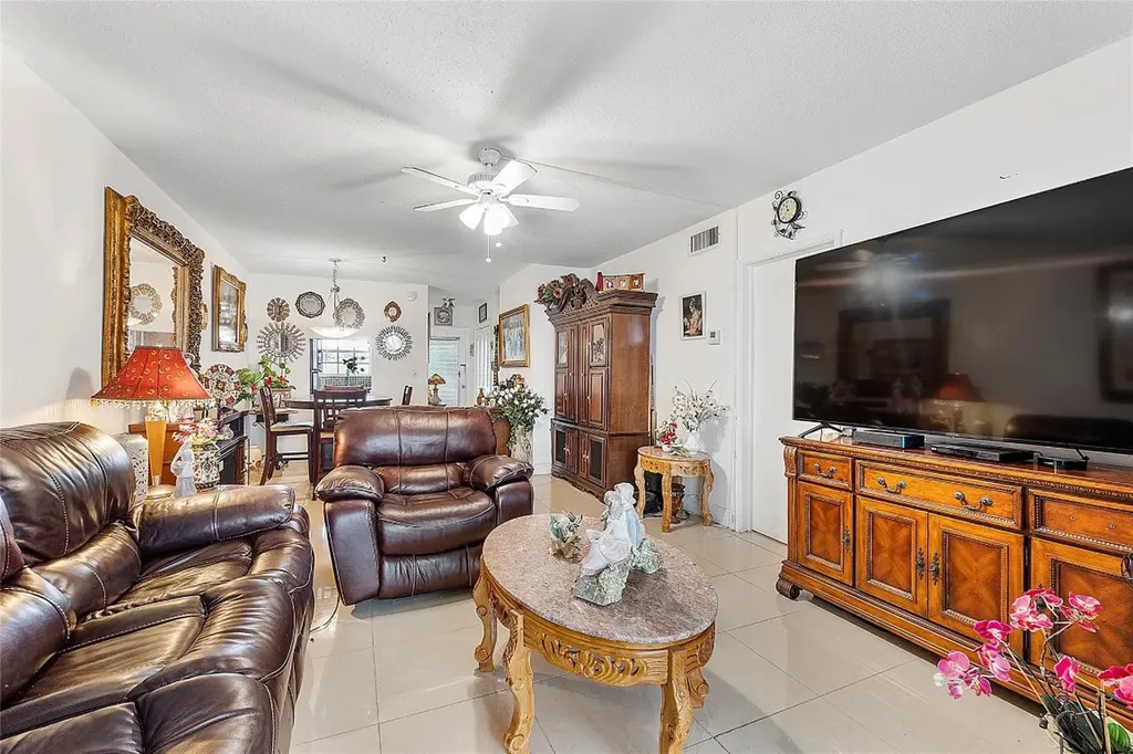2050 NE 39th Street Lighthouse Point FL 33064