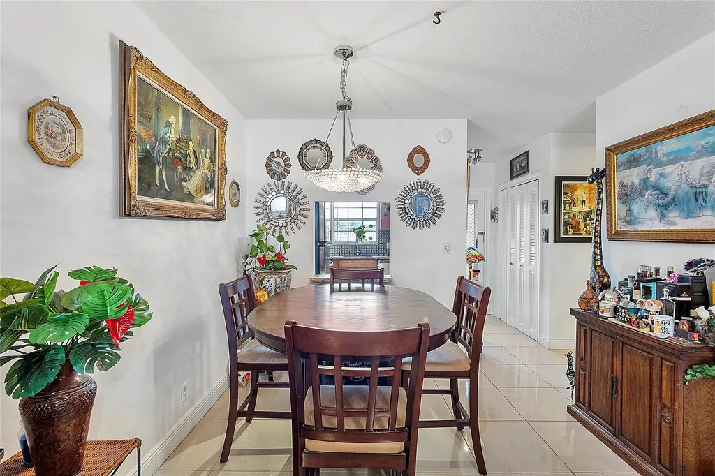 2050 NE 39th Street Lighthouse Point FL 33064