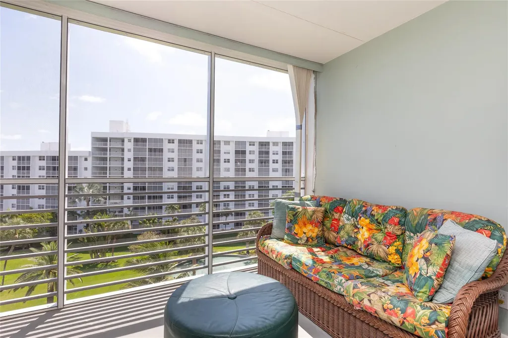 2731 NE 14th Street Causeway Pompano Beach FL 33062
