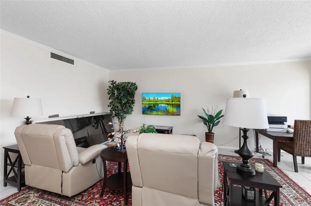 2731 NE 14th Street Causeway Pompano Beach FL 33062