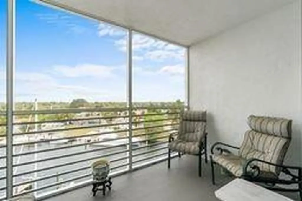 2731 NE 14th Street Causeway Pompano Beach FL 33062