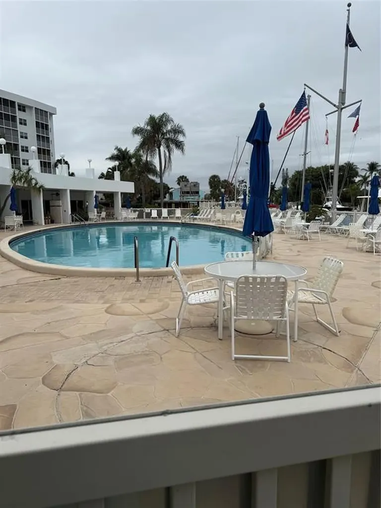 2731 NE 14th Street Causeway Pompano Beach FL 33062