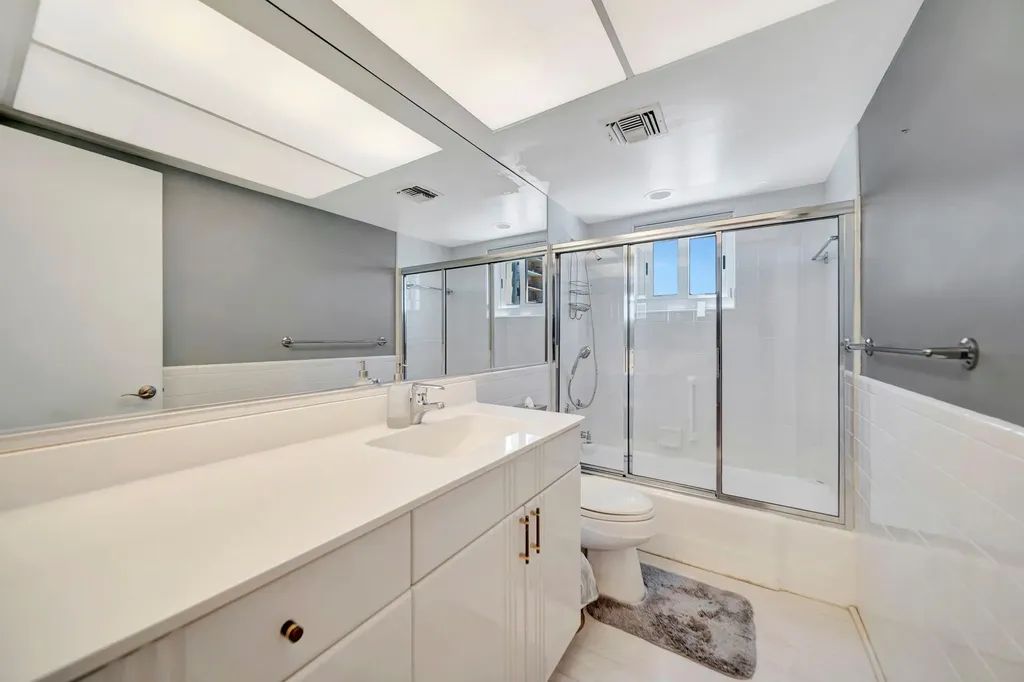 1850 S Ocean Boulevard Pompano Beach FL 33062