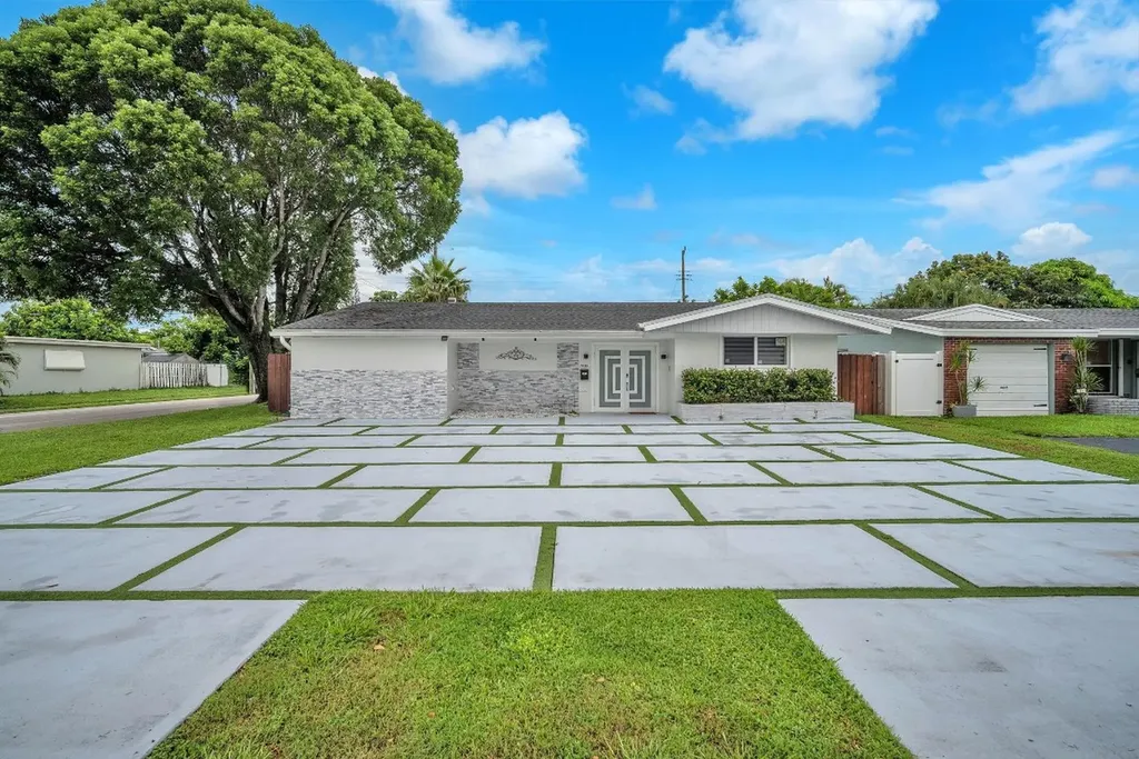 7845 Tropicana Street Miramar FL 33023
