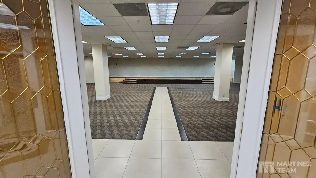 4350 W Hallandale Beach Pembroke Park FL 33023