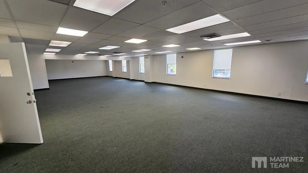 4350 W Hallandale Beach Pembroke Park FL 33023