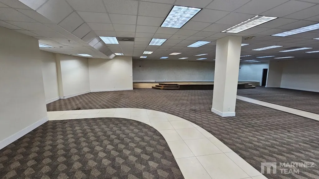 4350 W Hallandale Beach Pembroke Park FL 33023