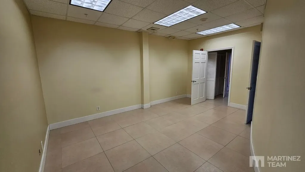 4350 W Hallandale Beach Pembroke Park FL 33023