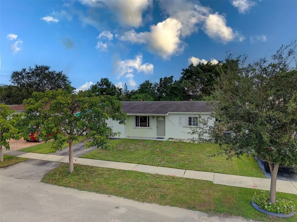 6308 Dawson Street Hollywood FL 33023