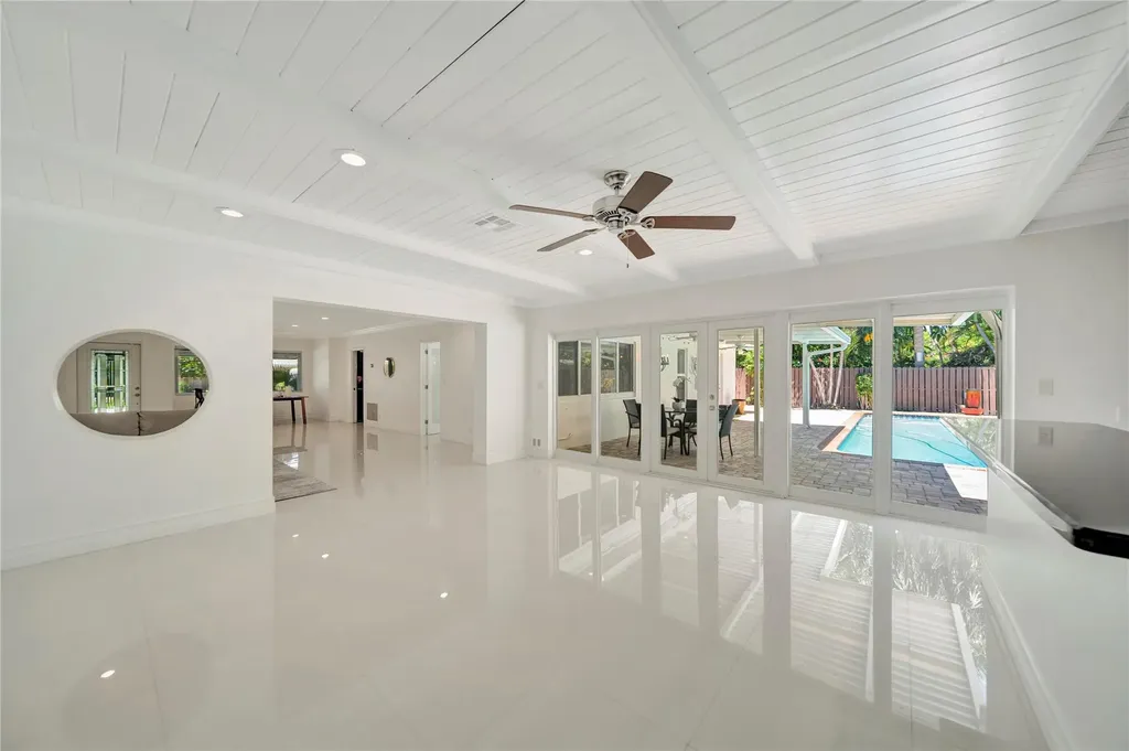 2524 NE 26th Terrace Fort Lauderdale FL 33305