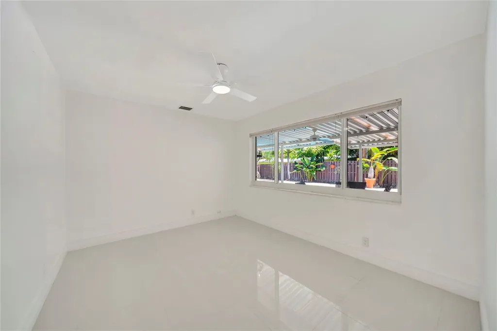 2524 NE 26th Terrace Fort Lauderdale FL 33305
