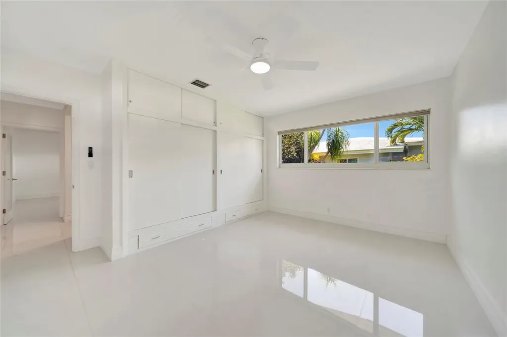 2524 NE 26th Terrace Fort Lauderdale FL 33305