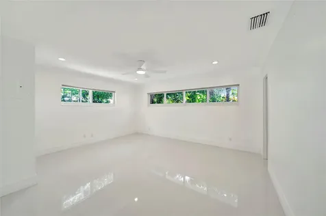 2524 NE 26th Terrace Fort Lauderdale FL 33305