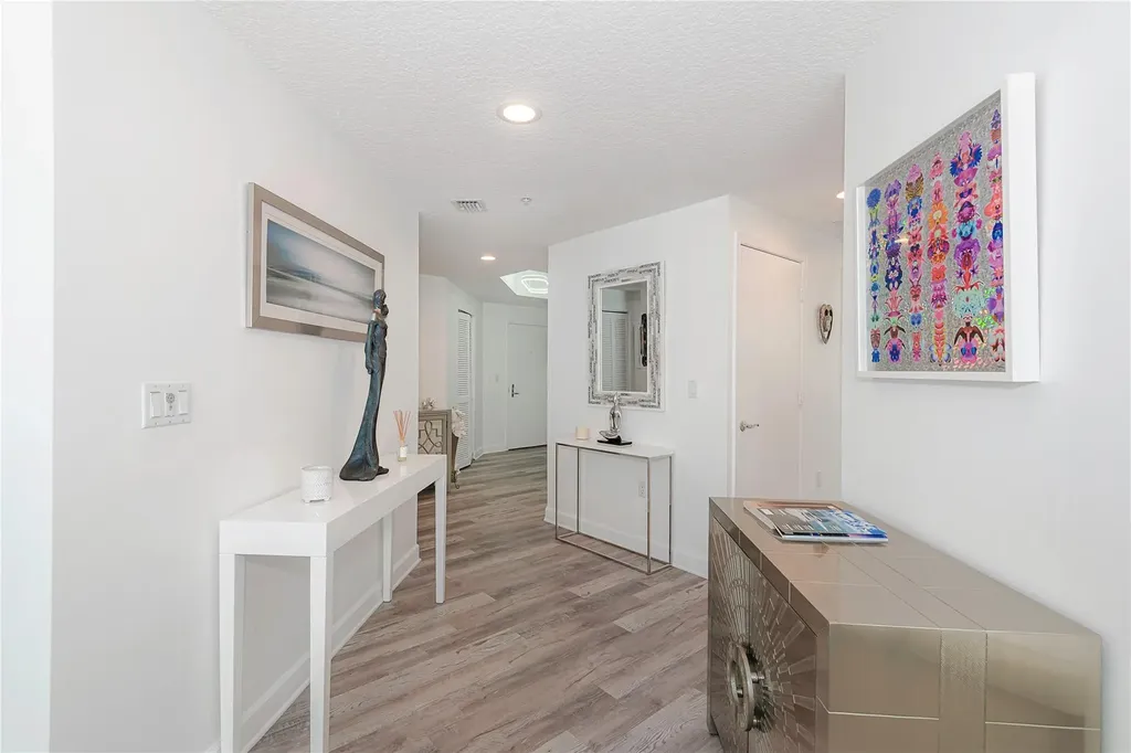 111 SE 8th Avenue Fort Lauderdale FL 33301