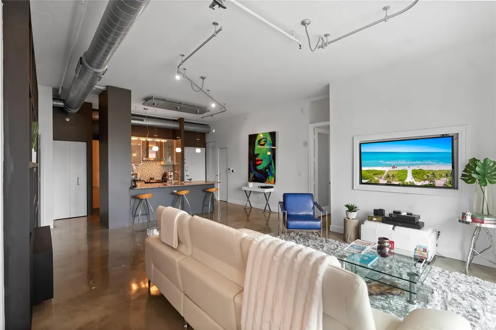 313 NE 2nd Street Fort Lauderdale FL 33301