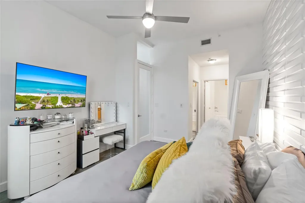 313 NE 2nd Street Fort Lauderdale FL 33301