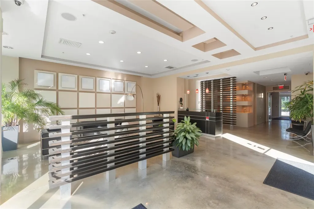 313 NE 2nd Street Fort Lauderdale FL 33301